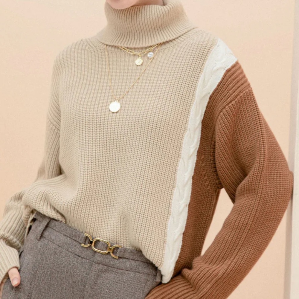 NWOT Petite Studio Sweater